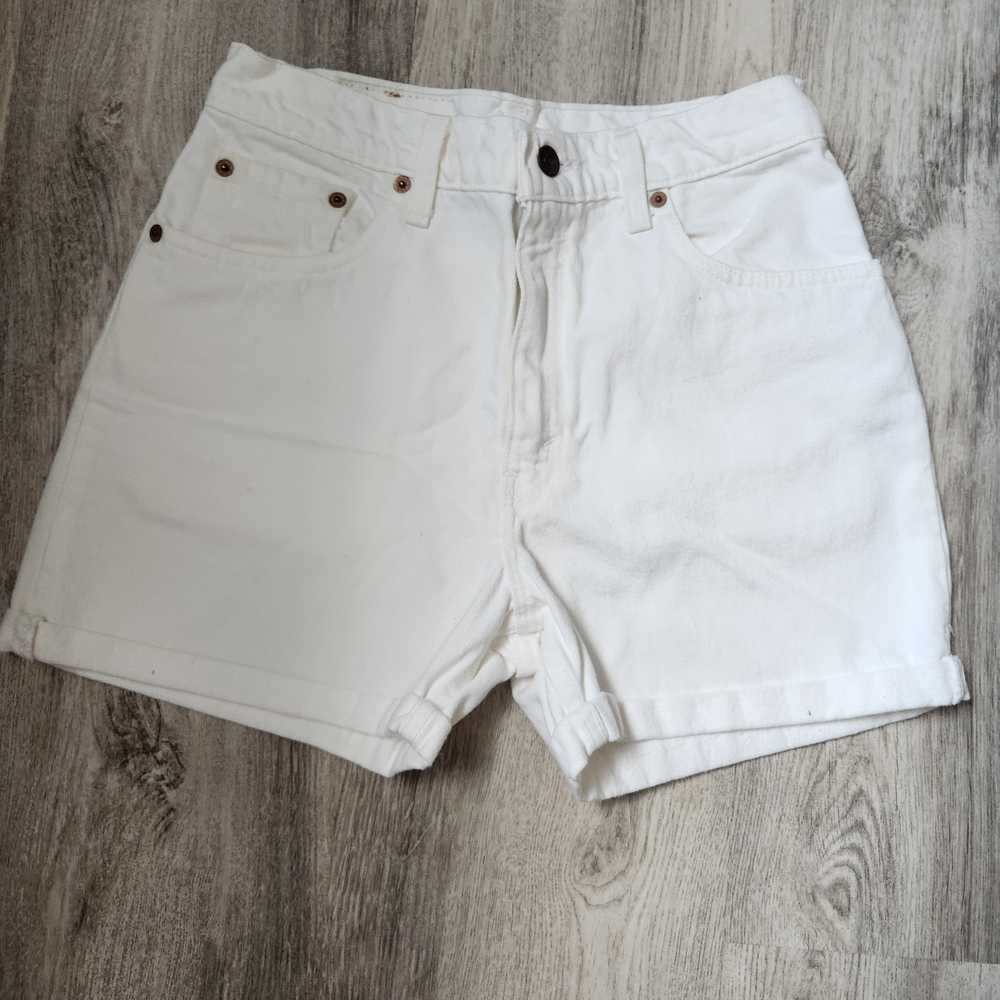 Levis 550 Vintage High Rise White Denim Jean Shorts Size 26" Waist